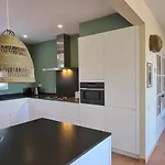 וילה Brun בגור